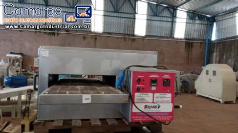 Forno de esteira para pizza e esfirra Tupasy